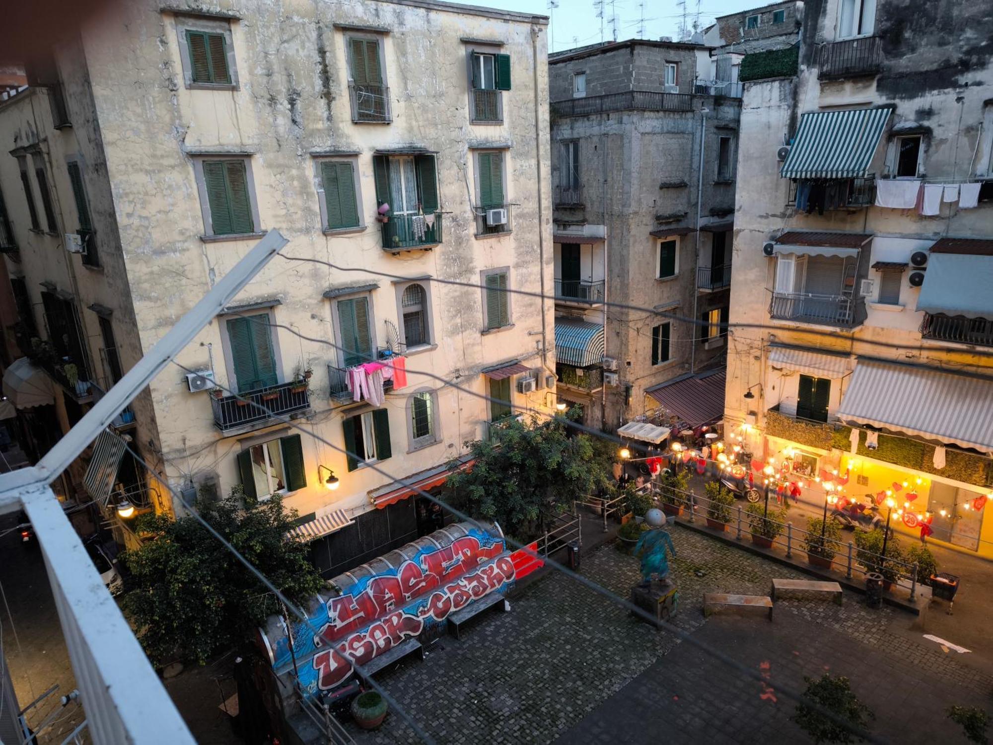 Casa Del Girasole Apartment Napoli Exterior foto