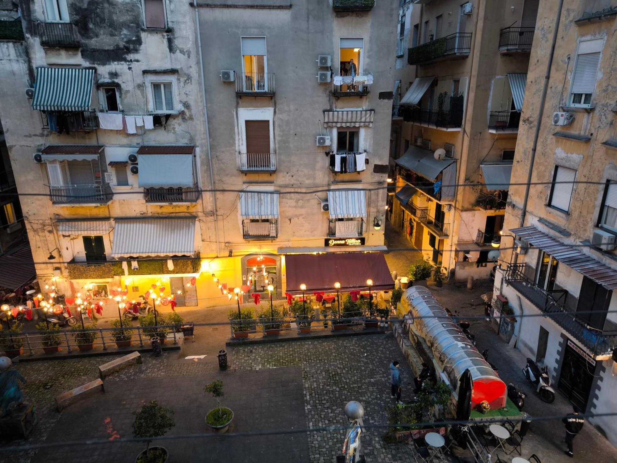 Casa Del Girasole Apartment Napoli Exterior foto